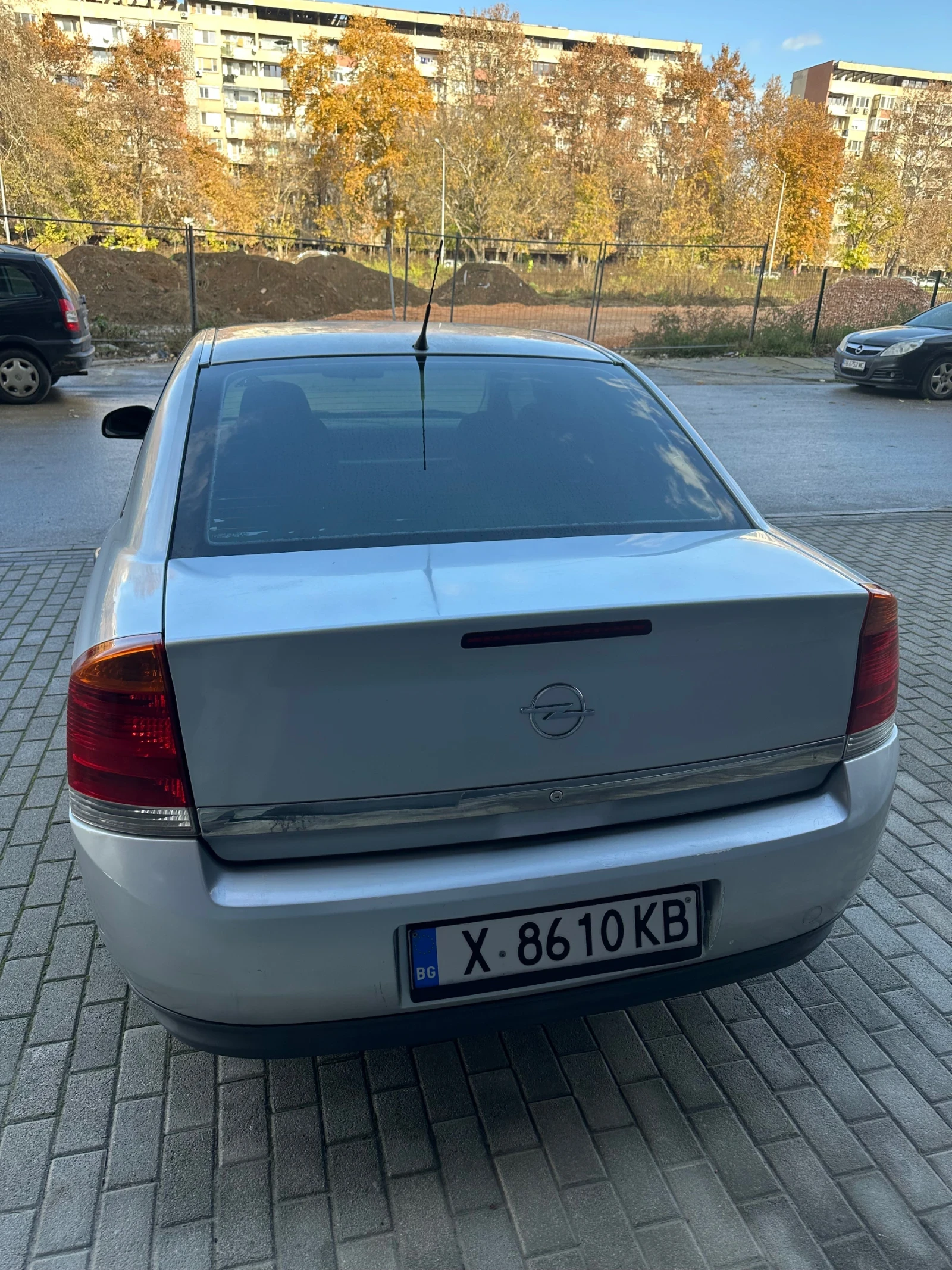 Opel Vectra 1.8 ГАЗ/бензин, снимка 3 - Автомобили и джипове - 54189737