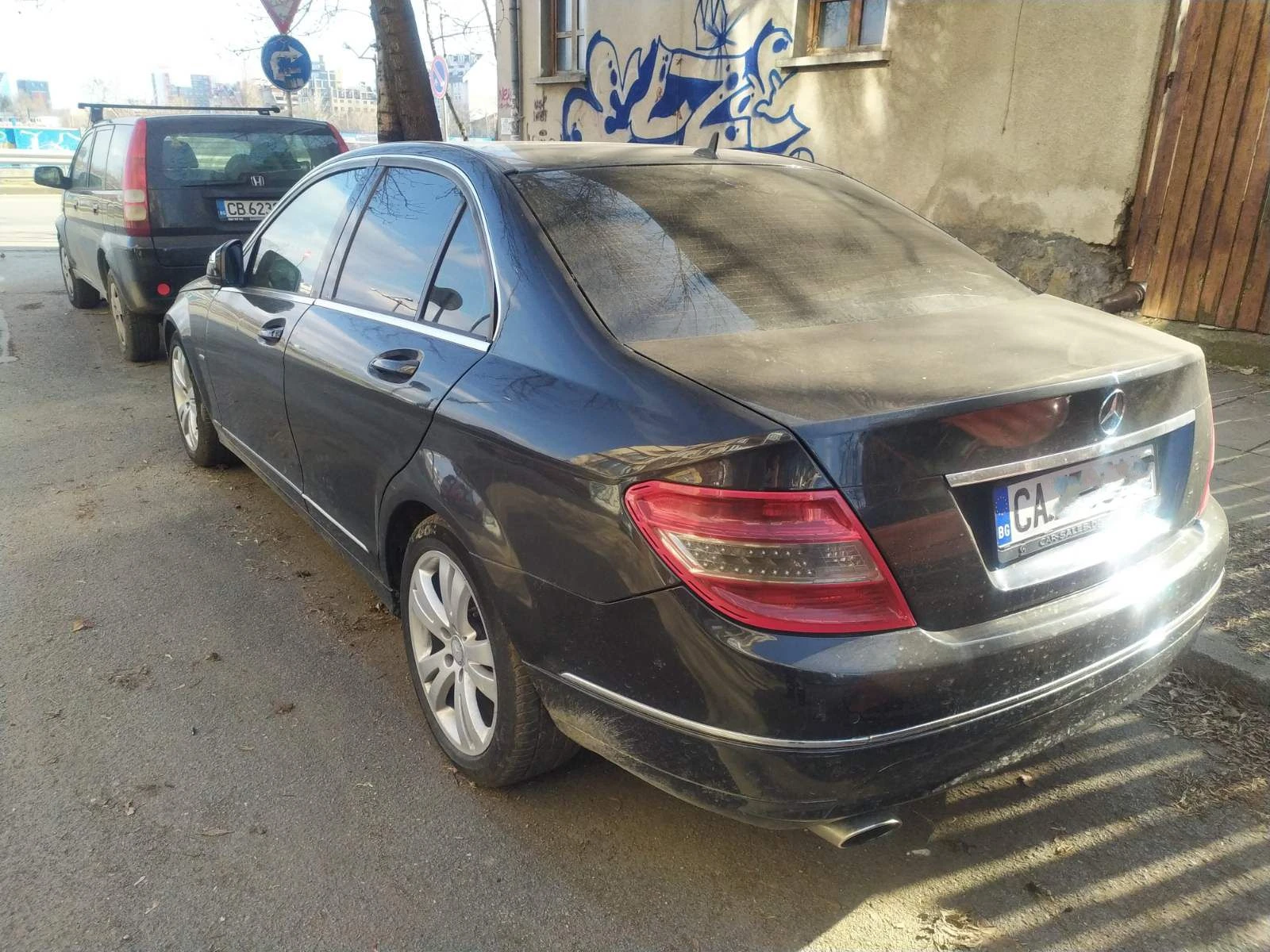 Mercedes-Benz C 220, снимка 4 - Автомобили и джипове - 54335387