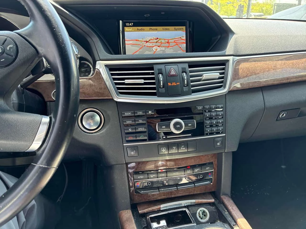 Mercedes-Benz E 350 АМГ ПАКЕТ/КОЖА/ПОДГРЕВ/ПАМЕТ/CARFAX/ФИНАНСИРАНЕ, снимка 8 - Автомобили и джипове - 54703094