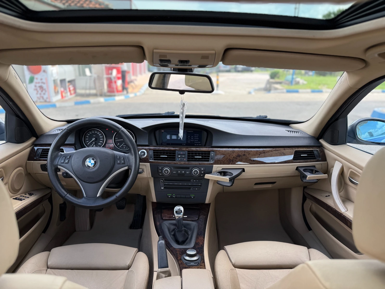 BMW 325 Recaro/Hi-Fi/Подгрев, снимка 12 - Автомобили и джипове - 54781597