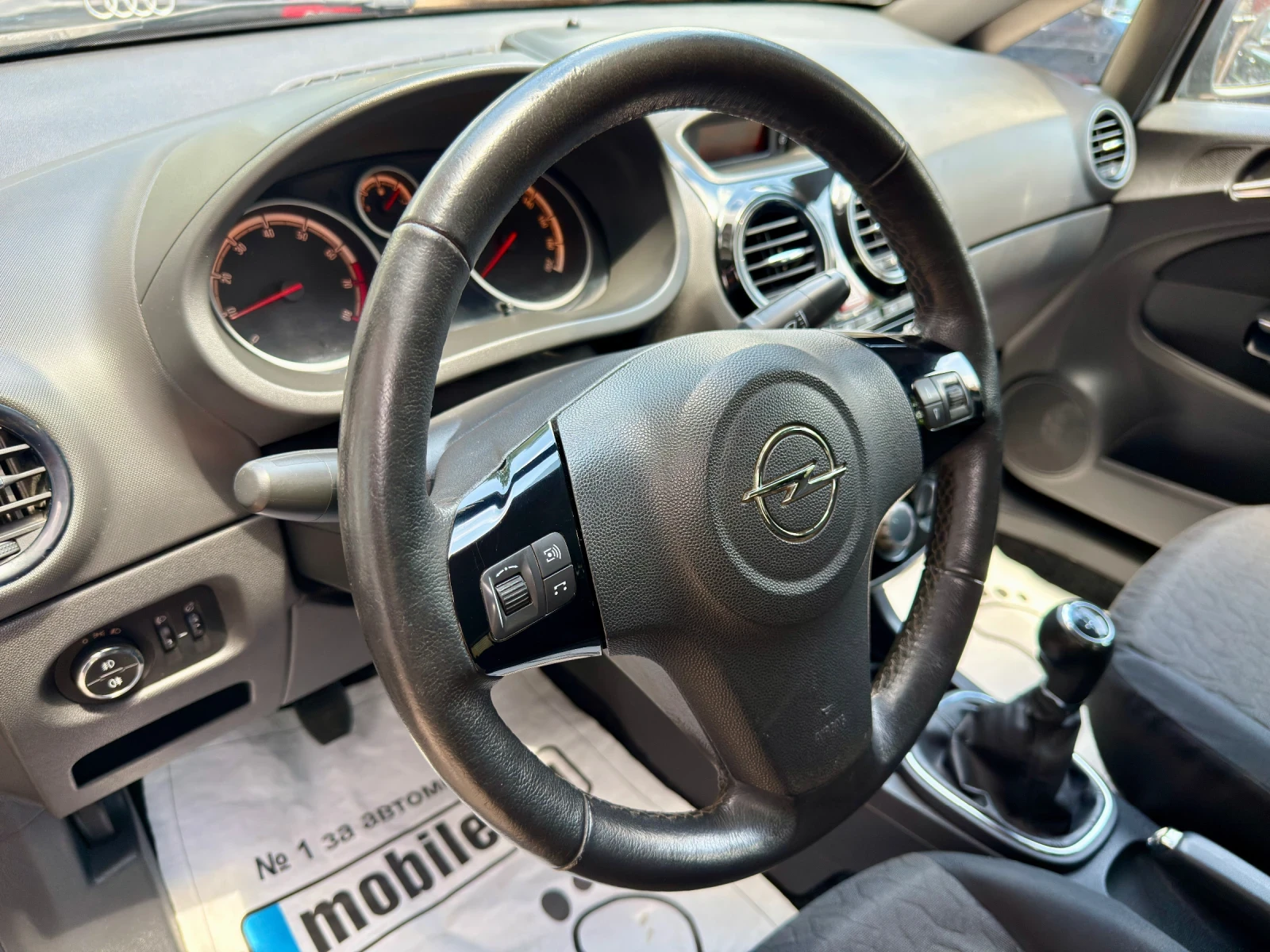 Opel Corsa 1.2I* LPG* EURO 5* FACELIFT* ITALIA* , снимка 12 - Автомобили и джипове - 55011489