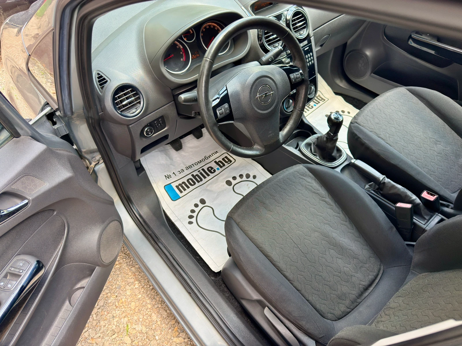 Opel Corsa 1.2I* LPG* EURO 5* FACELIFT* ITALIA* , снимка 5 - Автомобили и джипове - 55011489