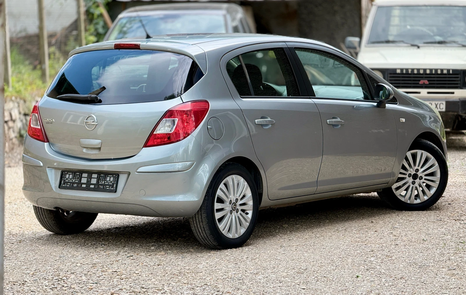Opel Corsa 1.2I* LPG* EURO 5* FACELIFT* ITALIA* , снимка 4 - Автомобили и джипове - 55011489