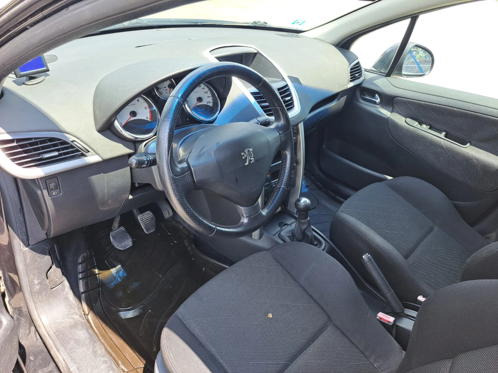 Peugeot 207, снимка 6 - Автомобили и джипове - 55297104