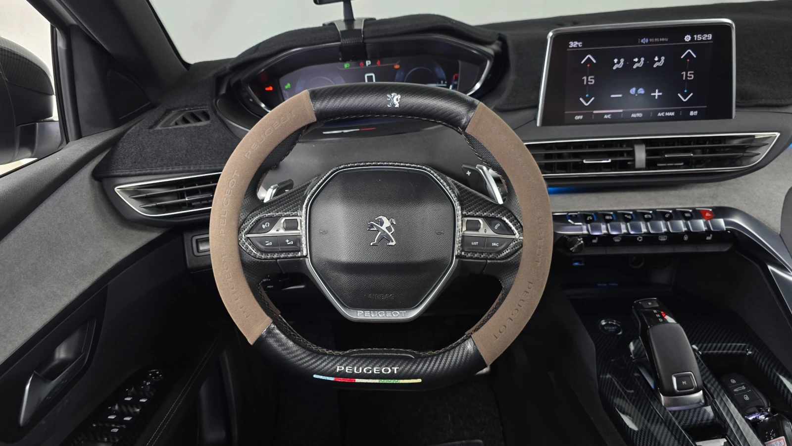 Peugeot 5008 2.0 BlueHDi GT | ACC | Memory | Panorama, снимка 8 - Автомобили и джипове - 55369183