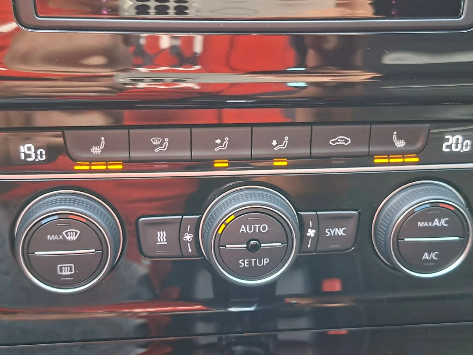 VW Golf AUTOMATIC SEDAN, снимка 12 - Автомобили и джипове - 55391489