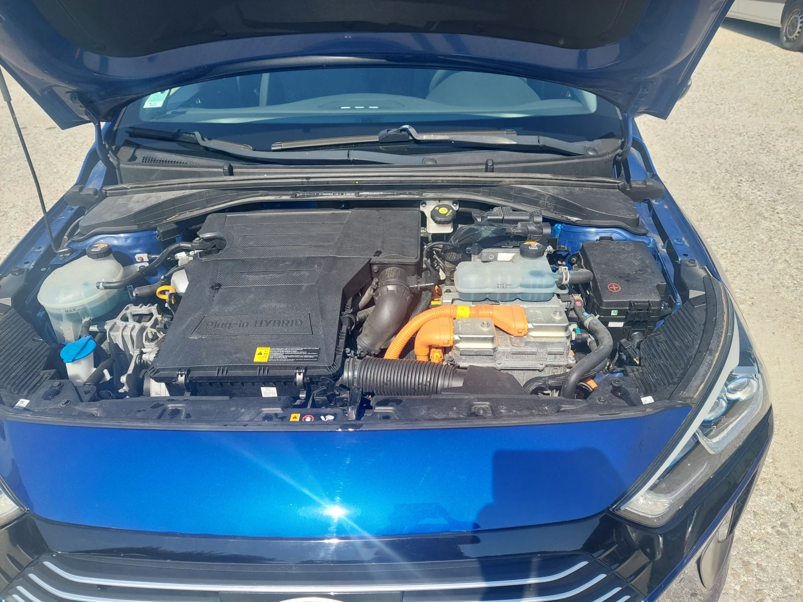 Hyundai Ioniq HYBDID, снимка 8 - Автомобили и джипове - 55453489