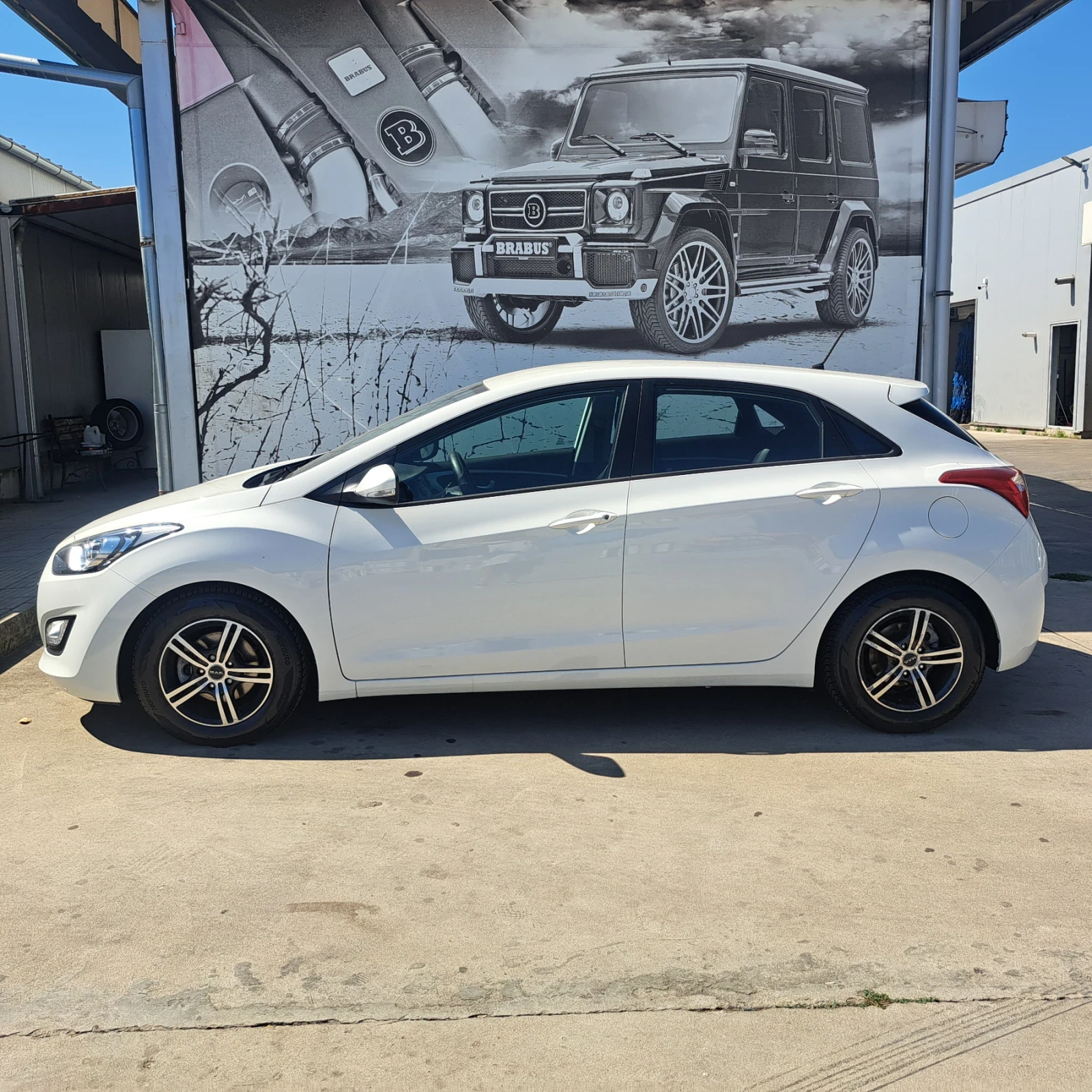 Hyundai I30 1.6 CRDI, снимка 2 - Автомобили и джипове - 55526274