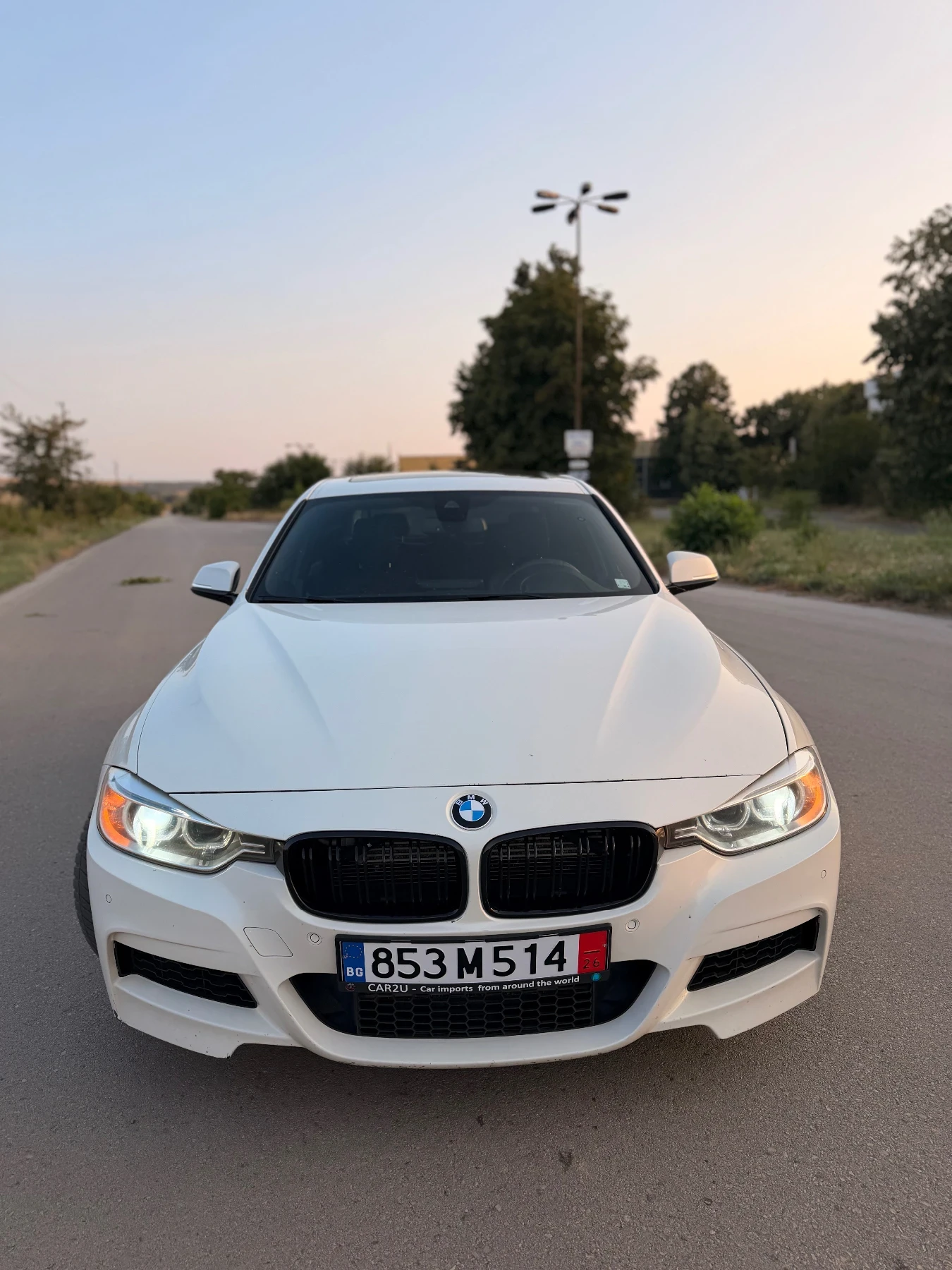 BMW 335 i xDrive * M-Package * 360 * Harmon Kardon * , снимка 4 - Автомобили и джипове - 55606296