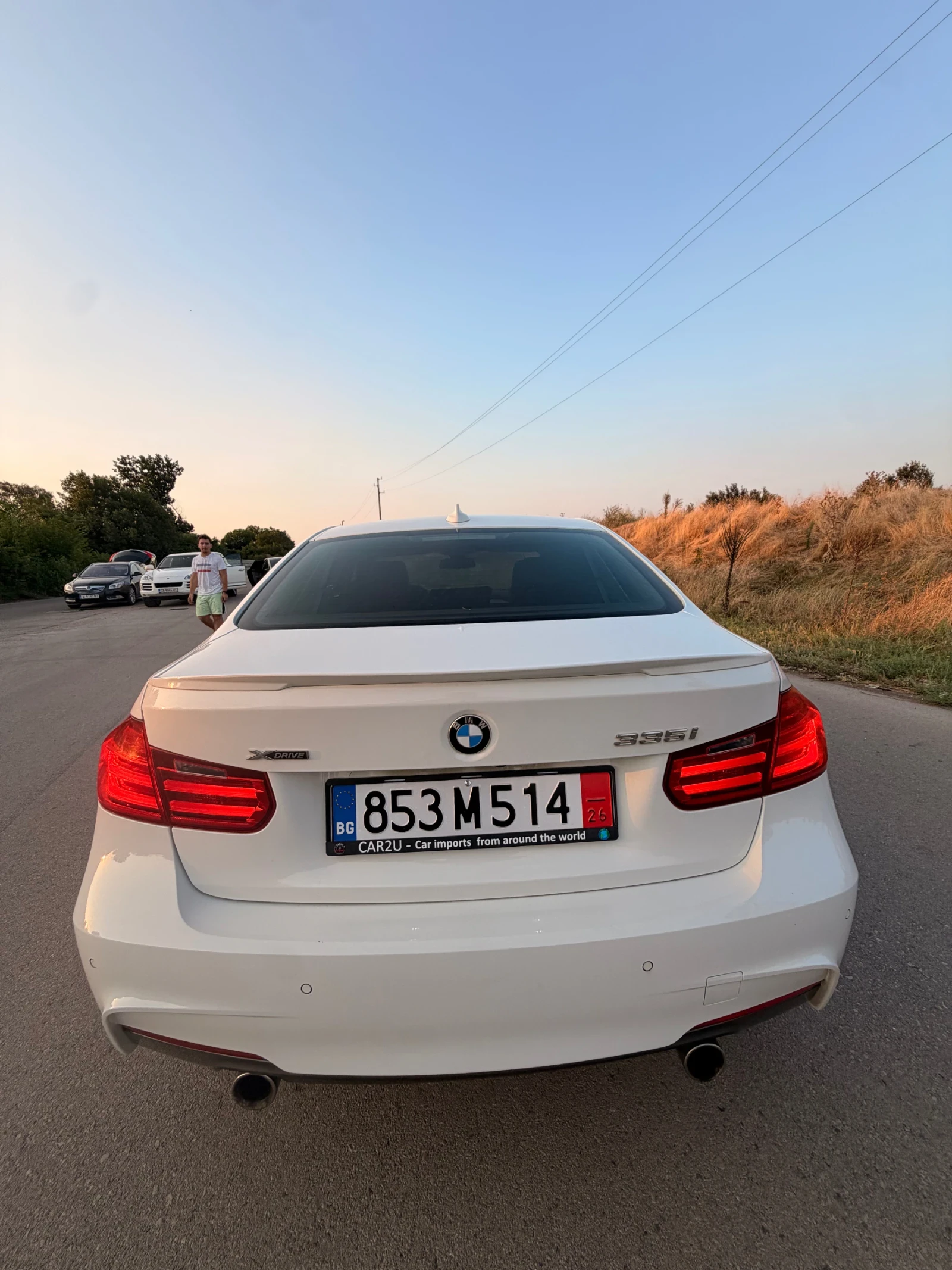 BMW 335 i xDrive * M-Package * 360 * Harmon Kardon * , снимка 9 - Автомобили и джипове - 55606296