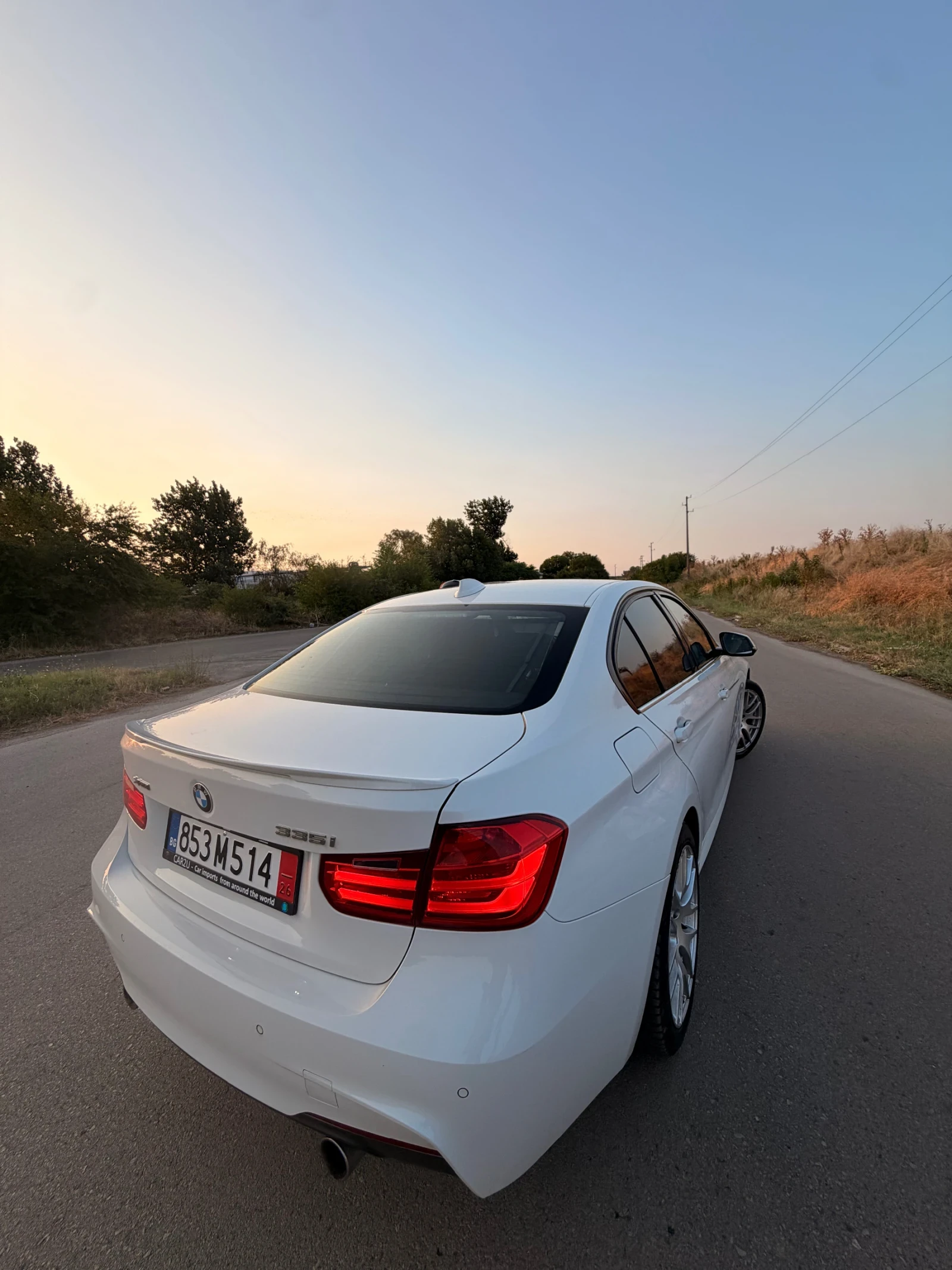 BMW 335 i xDrive * M-Package * 360 * Harmon Kardon * , снимка 8 - Автомобили и джипове - 55606296