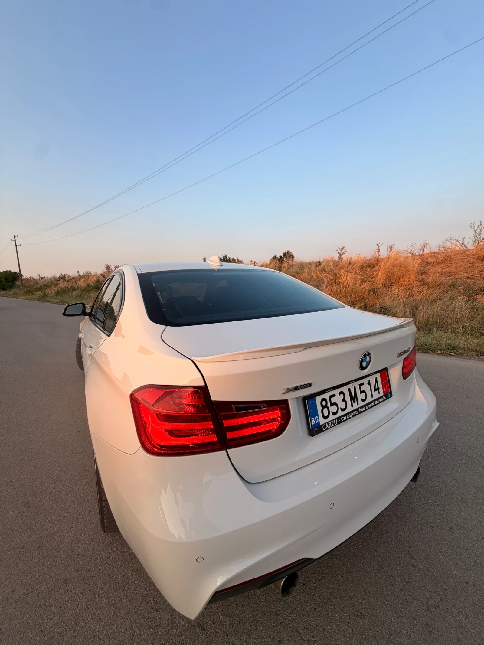 BMW 335 i xDrive * M-Package * 360 * Harmon Kardon * , снимка 10 - Автомобили и джипове - 55606296