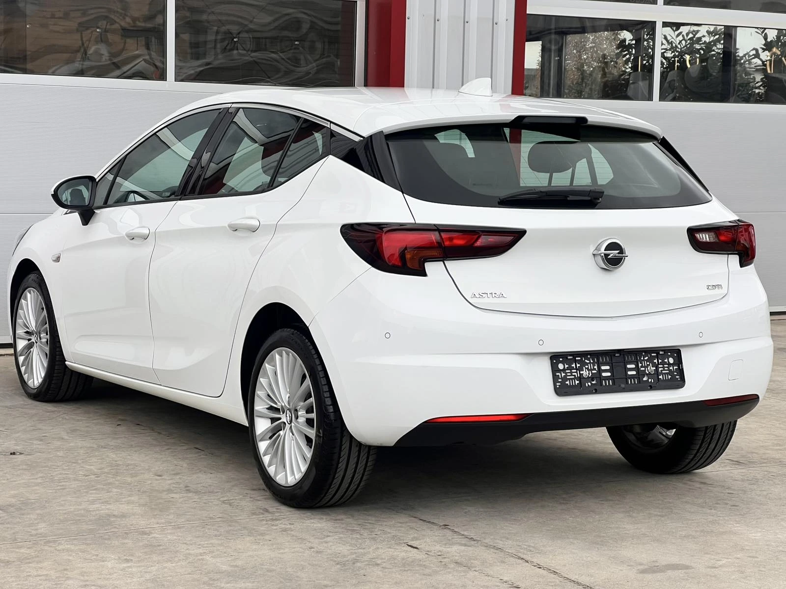 Opel Astra 1.6CDTI-INNOVATION-AUTOMATIC | Mobile.bg � ����������� 3