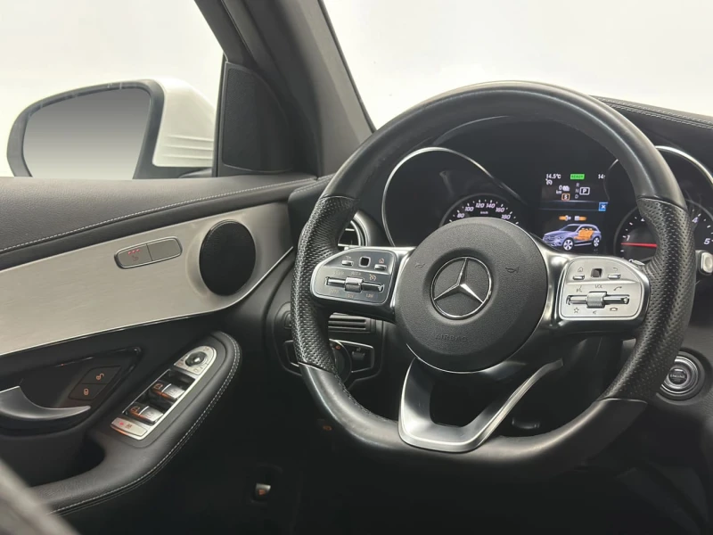 Mercedes-Benz GLC 300 de 4MATIC* AMG Line* Navi* Cam* , снимка 10 - Автомобили и джипове - 48554044