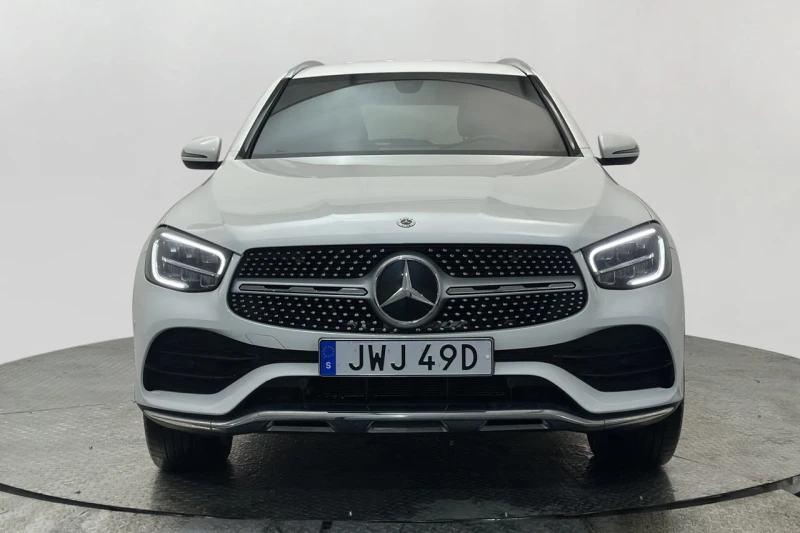 Mercedes-Benz GLC 300 de 4MATIC* AMG Line* Navi* Cam* , снимка 2 - Автомобили и джипове - 48554044