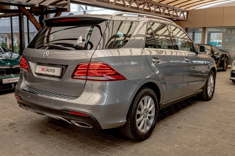 Mercedes-Benz GLE 350 d/4Matic/SUV/Подгрев/Камера 360/Dynamic/9G Tronic, снимка 6 - Автомобили и джипове - 51897372