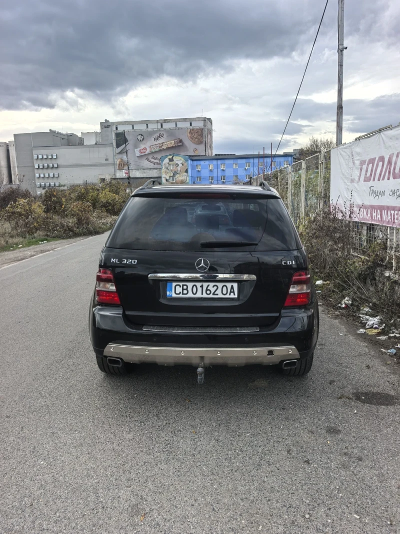 Mercedes-Benz ML 320, снимка 6 - Автомобили и джипове - 52552662