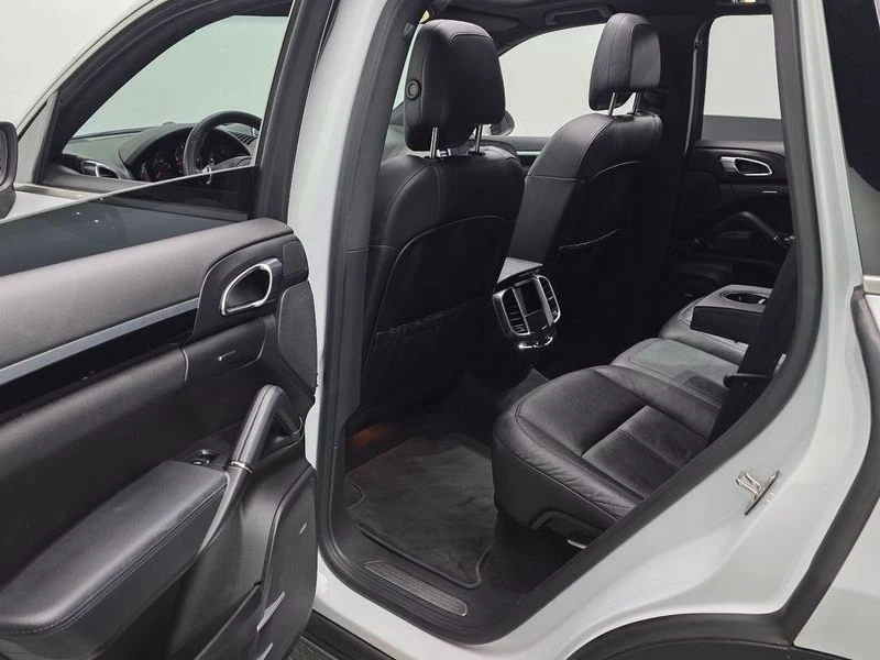 Porsche Cayenne 3.0 Diesel Platium Edition| 245�.�.| ���.��������� | Mobile.bg � ����������� 11