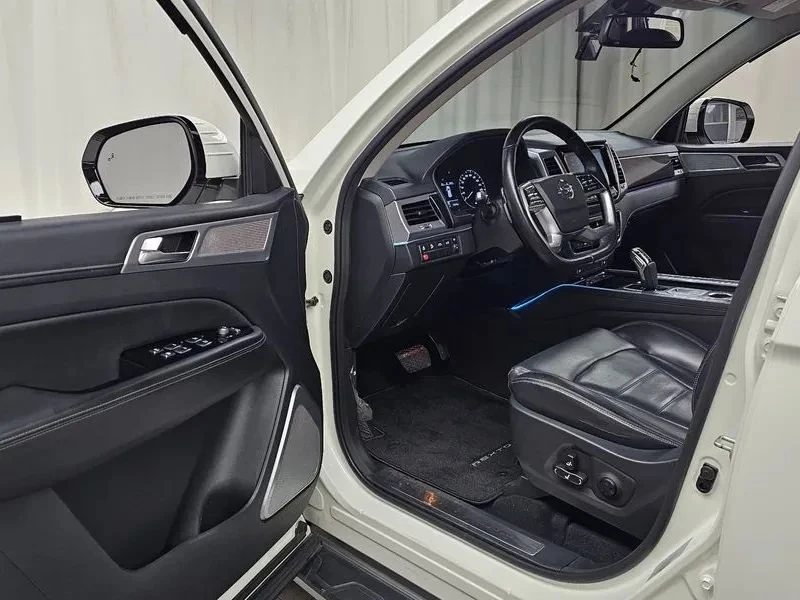 SsangYong Rexton, снимка 9 - Автомобили и джипове - 56740397