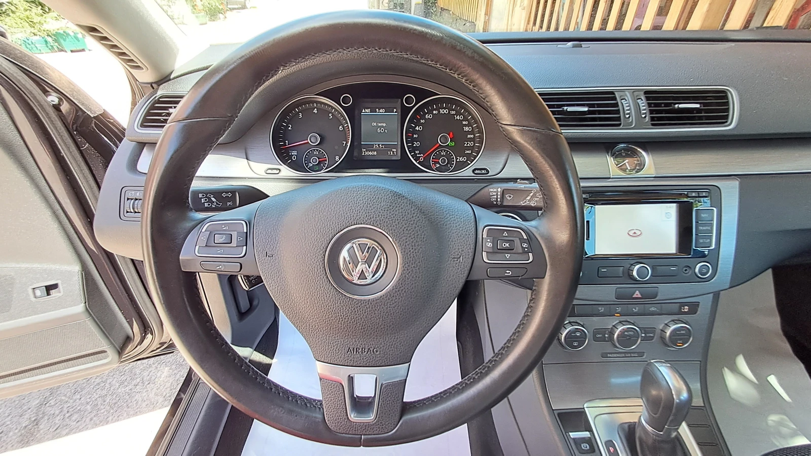 VW Passat РЕАЛ КМ ИЗКЛЮЧИТЕЛЕН СЕРВИЗ КНИЖК УНИКАТ ОБСЛУЖЕН, снимка 9 - Автомобили и джипове - 16524219