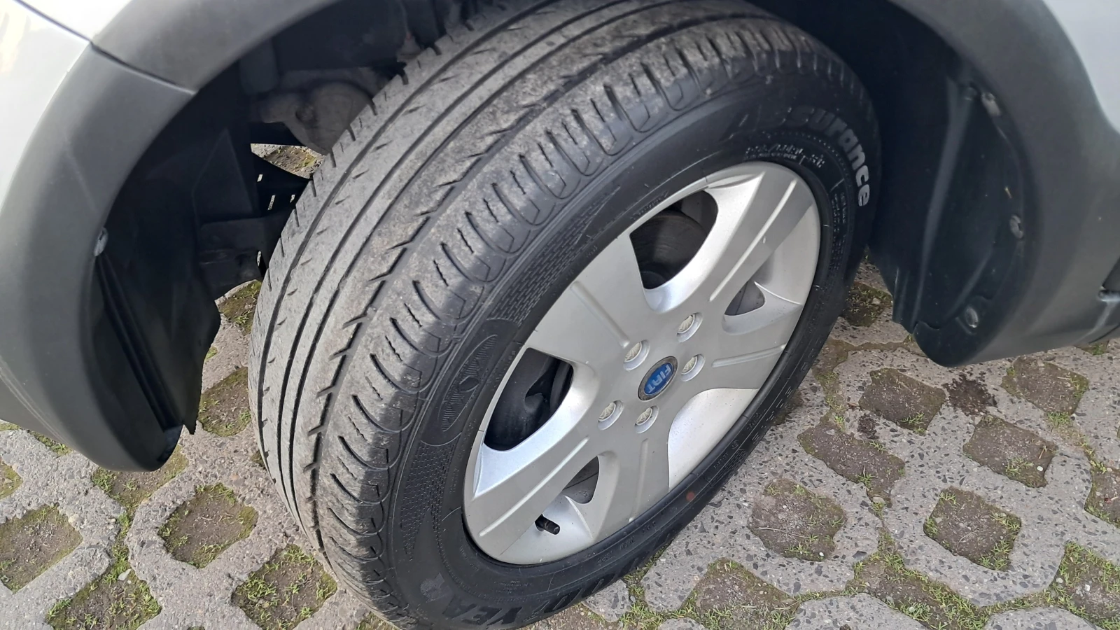 Fiat Sedici 4X4 РЕАЛ КМ ИЗКЛЮЧИТЕЛНО СЕРВИ КНИЖК УНИКТ , снимка 16 - Автомобили и джипове - 16524219