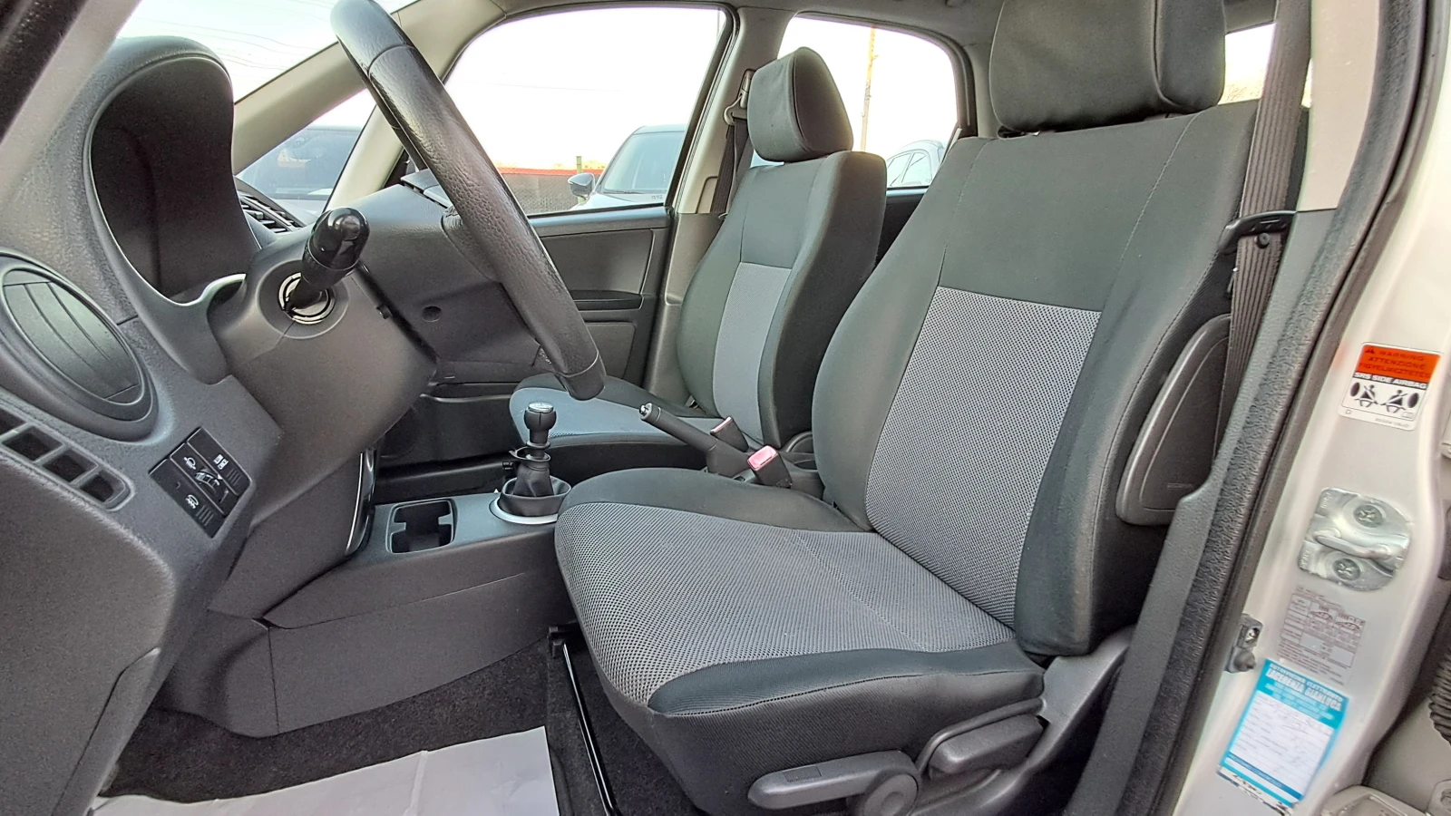 Fiat Sedici 4X4 РЕАЛ КМ ИЗКЛЮЧИТЕЛНО СЕРВИ КНИЖК УНИКТ , снимка 7 - Автомобили и джипове - 16524219