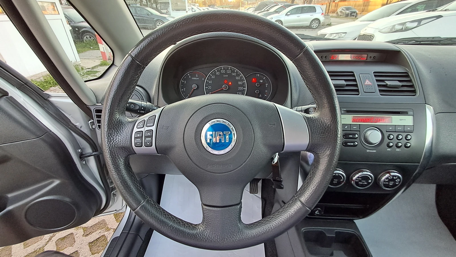 Fiat Sedici 4X4 РЕАЛ КМ ИЗКЛЮЧИТЕЛНО СЕРВИ КНИЖК УНИКТ , снимка 9 - Автомобили и джипове - 16524219