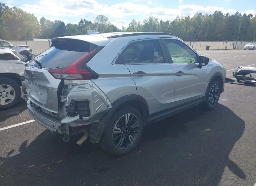 Mitsubishi Eclipse Cross  - изображение 4