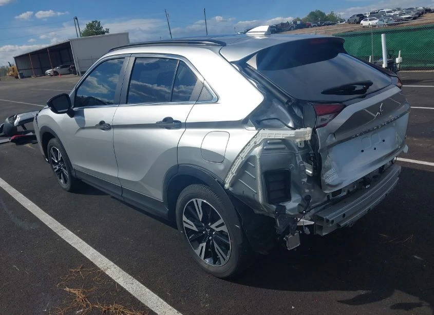 Mitsubishi Eclipse Cross  - изображение 3