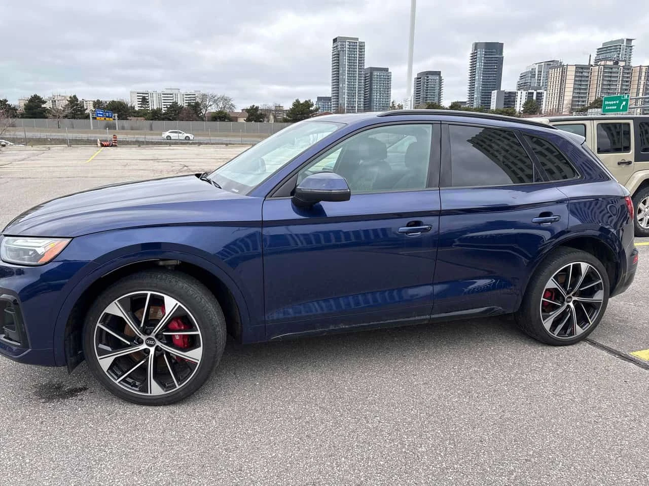 Audi SQ5  Progressiv /CAMERA/PANO/КЛИП НА МОТОРА , снимка 2 - Автомобили и джипове - 54167503