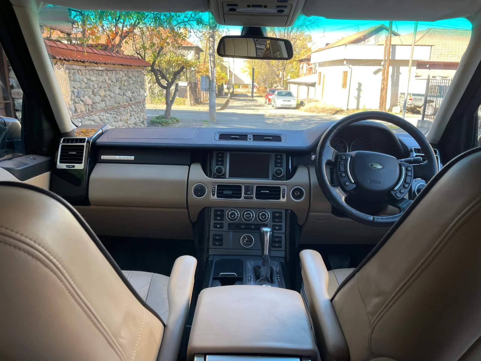 Land Rover Range rover, снимка 11 - Автомобили и джипове - 54237975