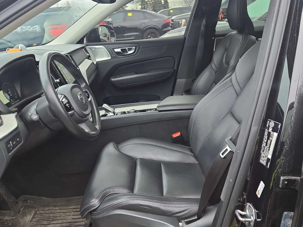 Volvo XC60 * INSCRIPTION * CARFAX * ЦЕНА ДО БГ, снимка 6 - Автомобили и джипове - 54525511