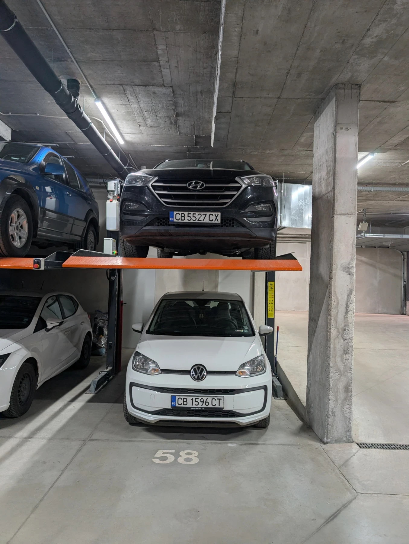 VW Up 1.0 eco fuel , снимка 3 - Автомобили и джипове - 54984037