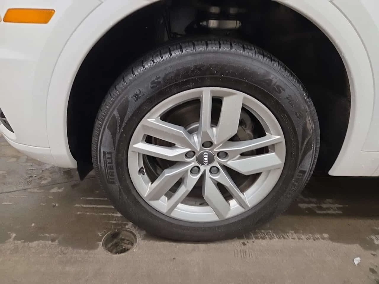 Audi Q5 * CARFAX * АВТОКРЕДИТ БЕЗ ПЪРВОНАЧАЛНА ВНОСКА, снимка 8 - Автомобили и джипове - 54739593