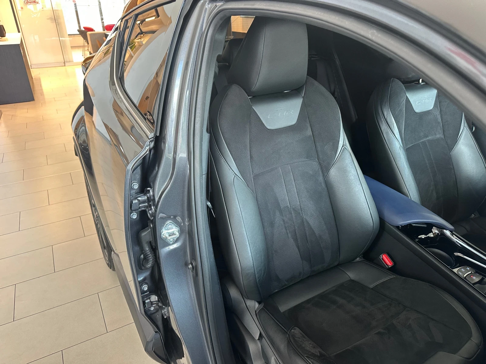 Toyota C-HR Style, снимка 7 - Автомобили и джипове - 54973889