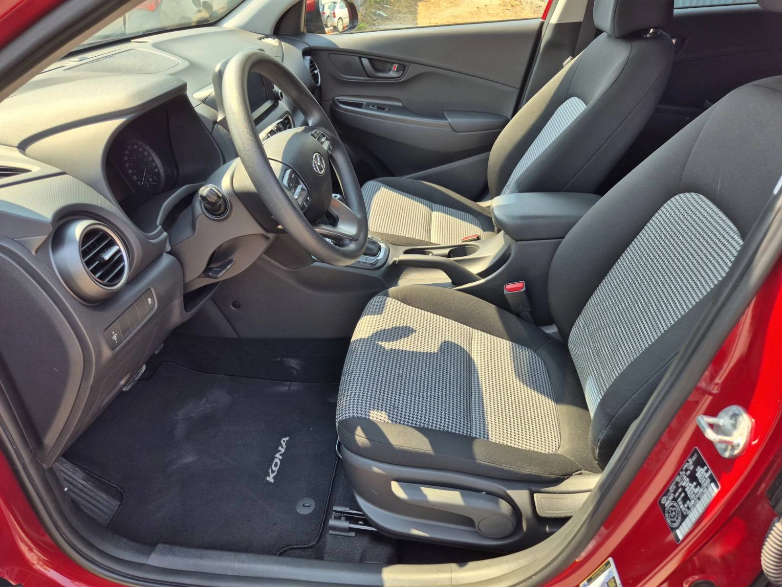 Hyundai Kona 2.0i * АВТОМАТИК * 4Х4 * ВЪЗМОЖНОСТ ЗА ГАЗ, снимка 9 - Автомобили и джипове - 55711396