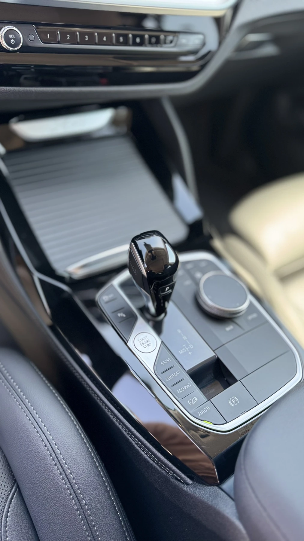 BMW X4 2.0D, снимка 10 - Автомобили и джипове - 56019342