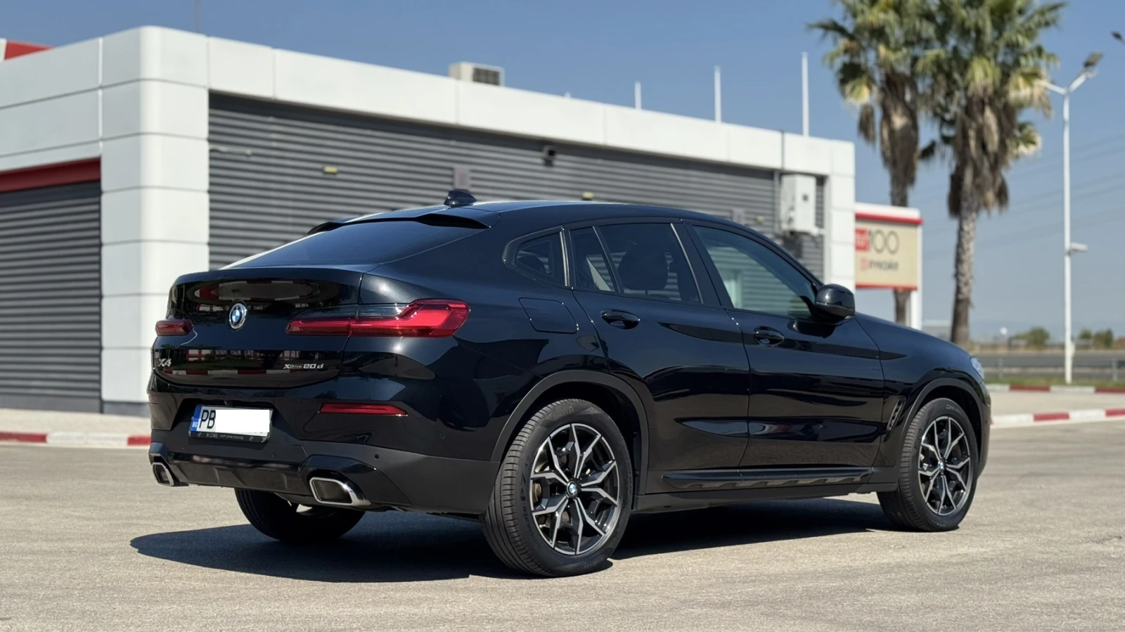 BMW X4 2.0D, снимка 4 - Автомобили и джипове - 56019342