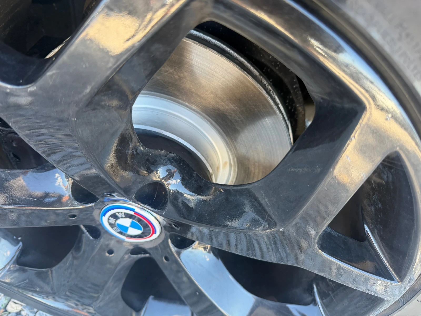 BMW X6 3.0D* Sport* Нови* Гуми, снимка 2 - Автомобили и джипове - 56213730