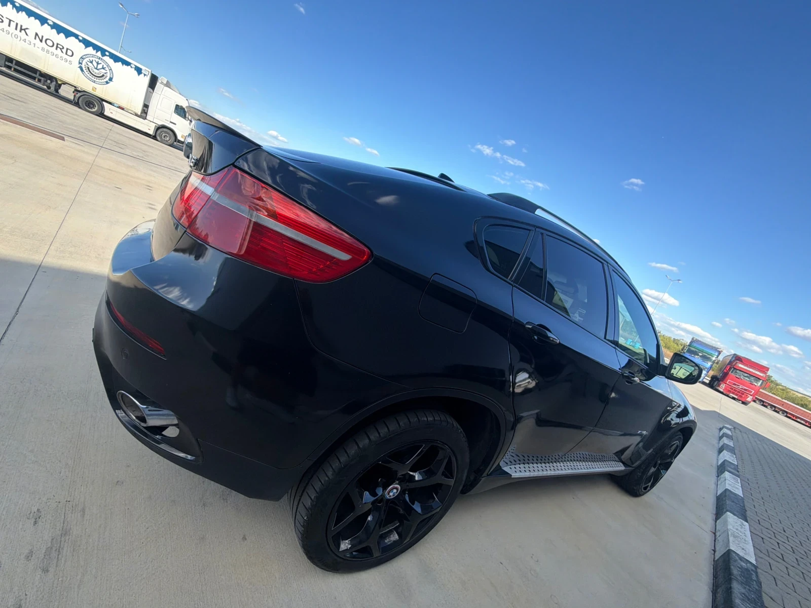BMW X6 3.0D* Sport* Нови* Гуми, снимка 8 - Автомобили и джипове - 56213730