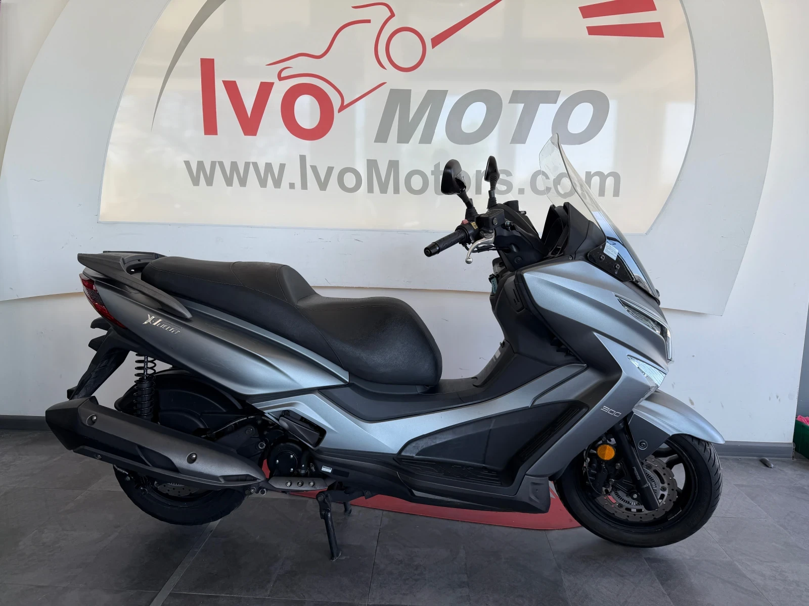 Kymco Downtown X town 300