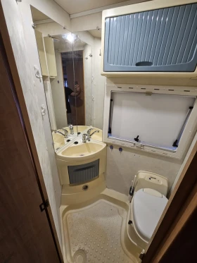 Кемпер Ford Swiss Challenger 2.4D, снимка 13