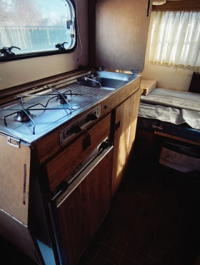 Кемпер Renault Trafik, снимка 4