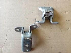 Панти предна лява врата горна и долна Тойота Рав4 2.2дкат (комплект)