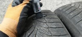 Гуми Зимни 215/60R17, снимка 4