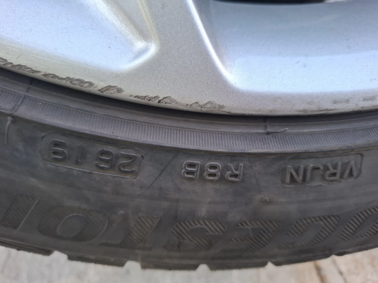 Гуми с джанти Bridgestone 235/45R19, снимка 9 - Гуми и джанти - 55899275