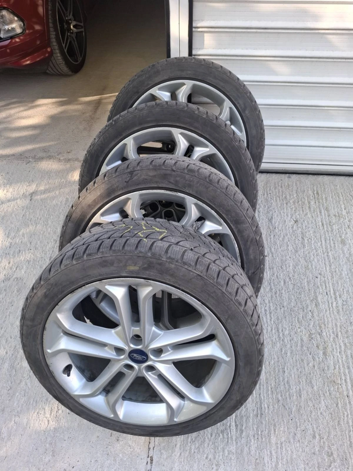 Гуми с джанти Bridgestone 235/45R19