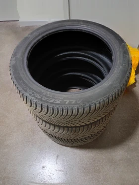 Гуми Всесезонни 235/45R18