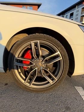 Audi A4 2.0 TFSI, снимка 9