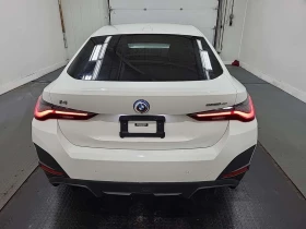 BMW i4 * EDRIVE40 * 360 * AMBIENT * SUNROOF * KEYLESS, снимка 4